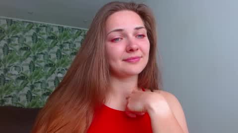 Snapshot of oliviashiny chatting on 05-11-26, 04:29 Olivia online show from 05-11-26, 04:29