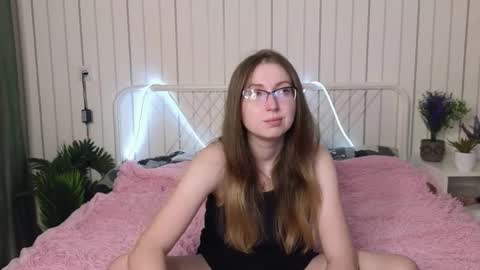 Kylie online show from 10-08-25, 08:17