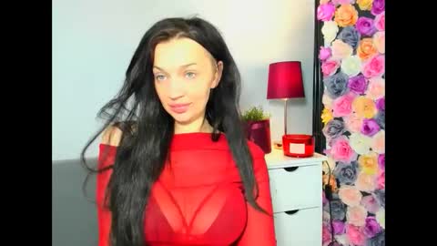 Snapshot of oliviawomen chatting on 01-06-26, 02:21 OliviaWomen online show from 01-06-26, 02:21