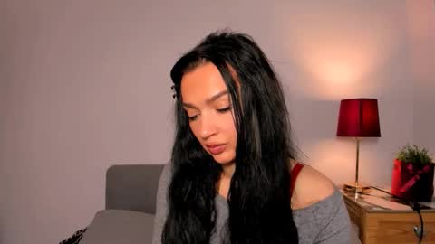 Snapshot of oliviawomen chatting on 01-08-26, 08:05 OliviaWomen online show from 01-08-26, 08:05