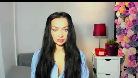 Snapshot of oliviawomen chatting on 01-14-26, 07:58 OliviaWomen online show from 01-14-26, 07:58