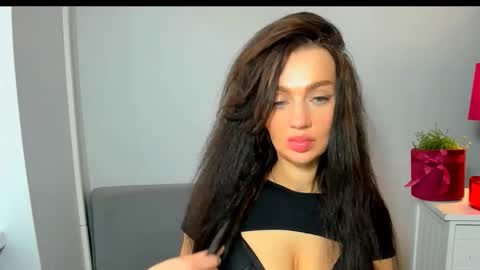 Snapshot of oliviawomen chatting on 03-10-26, 11:15 OliviaWomen online show from 03-10-26, 11:15