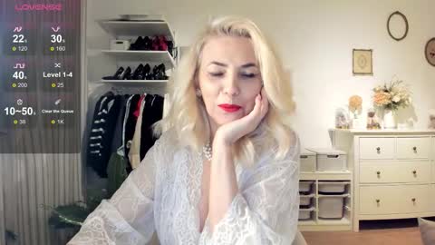 ollalla7 online show from 10-05-25, 04:49