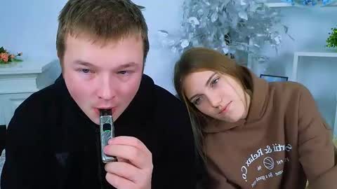 Olli and Stiw online show from 11-25-25, 08:25