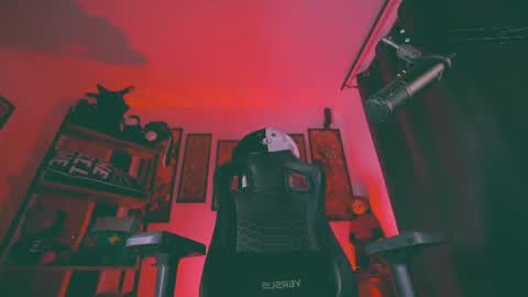     online show from 06-16-26, 05:10