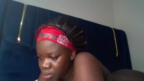 ollleina online show from 04-05-26, 07:00