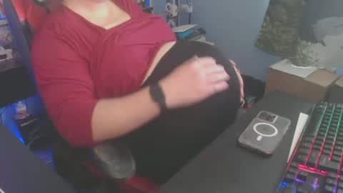 Snapshot of olorlando321 chatting on 12-23-24, 06:16 Dani Pregna online show from 12-23-24, 06:16