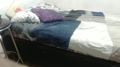 Snapshot of oly10022020 chatting on 01-13-25, 10:58 OlySantos online show from 01-13-25, 10:58