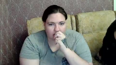 OlyaAndNetty online show from 06-12-26, 05:01