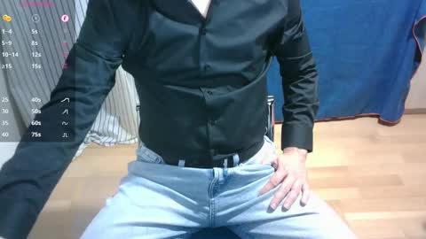 Snapshot of omar87ram chatting on 02-16-25, 10:10 Omar online show from 02-16-25, 10:10