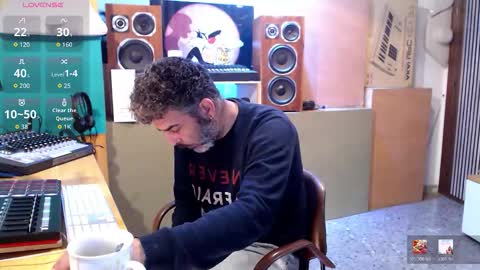 Snapshot of omar_grey chatting on 03-21-26, 09:58 Omar Grey online show from 03-21-26, 09:58