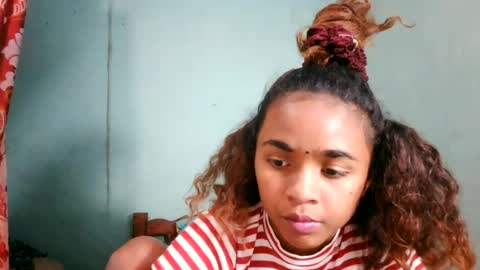 Snapshot of omegah05 chatting on 06-22-26, 04:37 omegah05 online show from 06-22-26, 04:37
