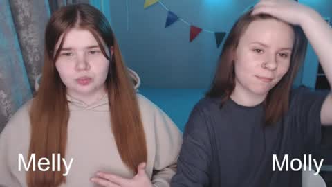 Snapshot of omellyoo chatting on 01-09-25, 06:15 MellY online show from 01-09-25, 06:15