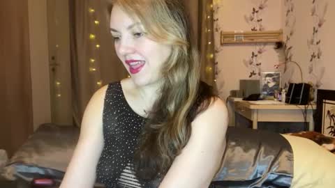 Snapshot of omgthatmature chatting on 01-18-25, 01:41 omgthatmature online show from 01-18-25, 01:41