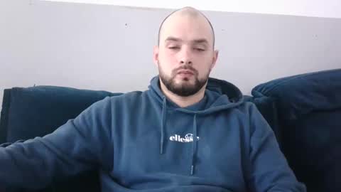 Snapshot of omgwhereim chatting on 02-23-25, 09:44 omgwhereim online show from 02-23-25, 09:44