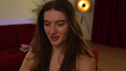 Snapshot of omiliver chatting on 02-12-25, 12:37    or    online show from 02-12-25, 12:37