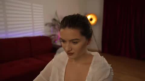 Snapshot of omiliver chatting on 02-24-25, 07:41    or    online show from 02-24-25, 07:41