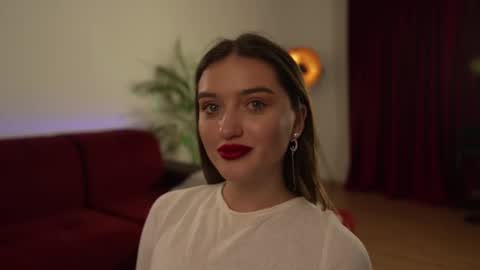 Snapshot of omiliver chatting on 03-12-25, 06:44    or    online show from 03-12-25, 06:44