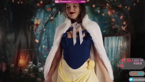 Snapshot of omiliver chatting on 10-30-25, 05:35    or    online show from 10-30-25, 05:35