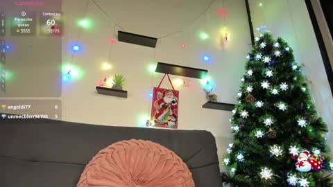 Violette online show from 12-14-24, 07:18