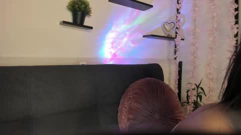 Violette online show from 02-13-25, 09:27