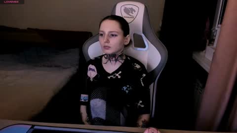 Snapshot of on_yxxx chatting on 12-24-24, 09:33 on_yxxx online show from 12-24-24, 09:33