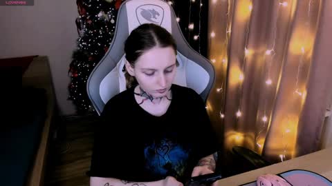 Snapshot of on_yxxx chatting on 01-05-25, 08:10 on_yxxx online show from 01-05-25, 08:10