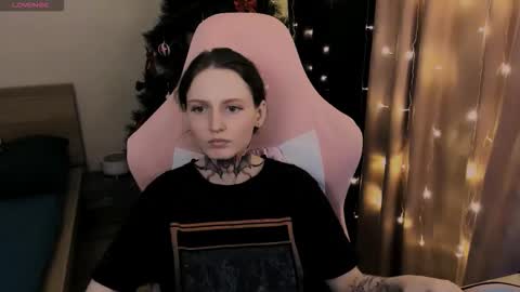 Snapshot of on_yxxx chatting on 01-11-26, 05:18 on_yxxx online show from 01-11-26, 05:18