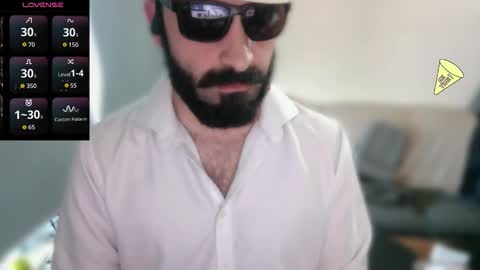 ona nisme online show from 03-25-26, 06:08