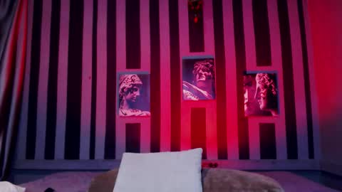 onaloon online show from 12-19-25, 01:45