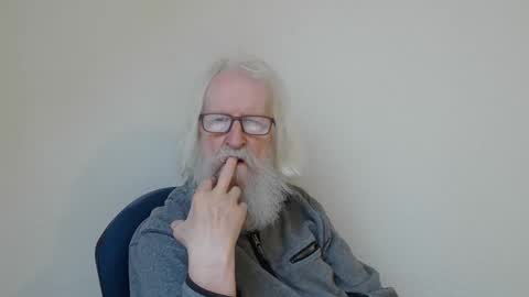 Somewhere over the rainbow online show from 01-12-26, 07:57