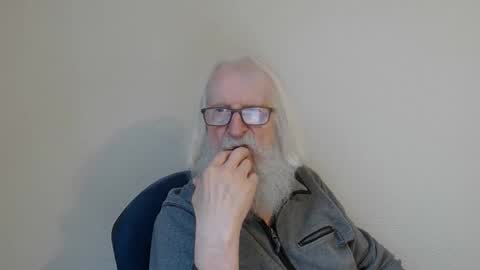 Somewhere over the rainbow online show from 02-06-26, 08:18