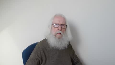 Snapshot of onanister chatting on 04-27-26, 07:06 Somewhere over the rainbow online show from 04-27-26, 07:06