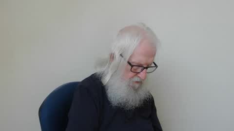 Snapshot of onanister chatting on 04-28-26, 05:12 Somewhere over the rainbow online show from 04-28-26, 05:12