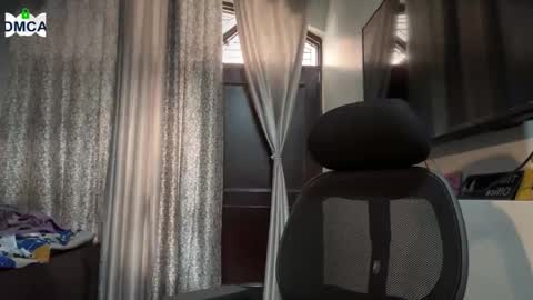 Snapshot of onarch chatting on 02-15-26, 09:19 onarch online show from 02-15-26, 09:19