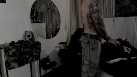 Snapshot of onceagain97_ chatting on 04-24-26, 08:00 ... online show from 04-24-26, 08:00