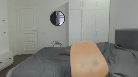 onebestlover online show from 02-18-25, 02:06