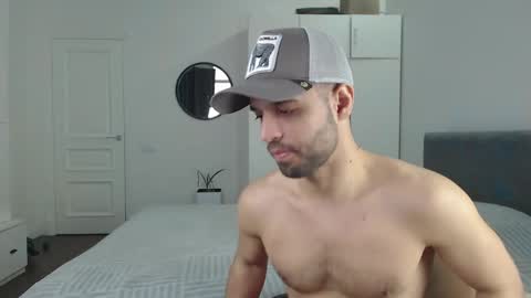 onebestlover online show from 03-09-25, 09:57