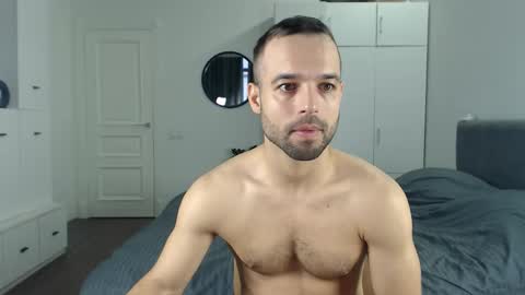 onebestlover online show from 09-22-25, 07:32