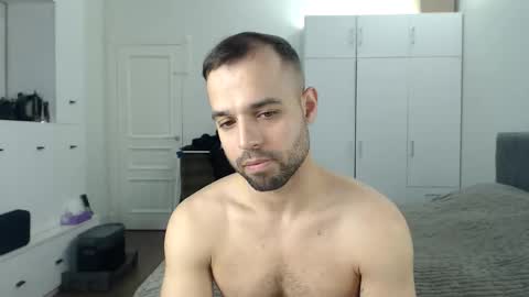 Snapshot of onebestlover chatting on 04-29-26, 07:45 onebestlover online show from 04-29-26, 07:45