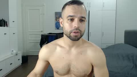 Snapshot of onebestlover chatting on 05-18-26, 07:58 onebestlover online show from 05-18-26, 07:58
