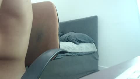 Snapshot of onebestlover chatting on 06-22-26, 07:27 onebestlover online show from 06-22-26, 07:27