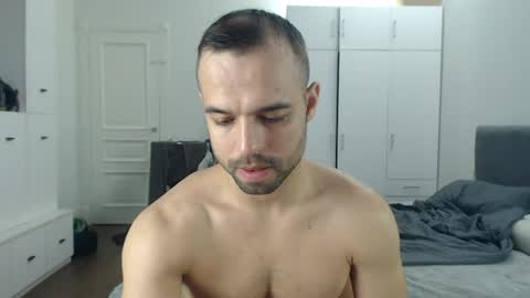 Snapshot of onebestlover chatting on 06-29-26, 07:58 onebestlover online show from 06-29-26, 07:58