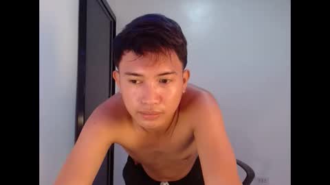 Wyn Will serve you and be your slave online show from 03-28-26, 11:43