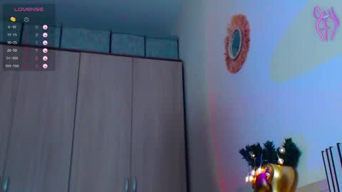 Snapshot of onehotbigass chatting on 03-02-25, 02:41 ONLINE online show from 03-02-25, 02:41