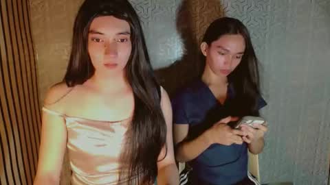 Snapshot of onelesslonelygirl69 chatting on 05-09-26, 02:11 KLIER online show from 05-09-26, 02:11