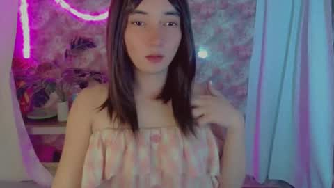 Snapshot of onelesslonelygirl69 chatting on 08-01-26, 06:56 KLIER online show from 08-01-26, 06:56