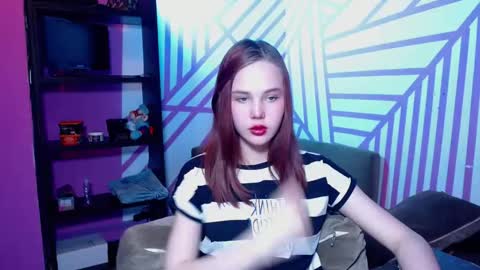 onessandra online show from 11-06-25, 02:23