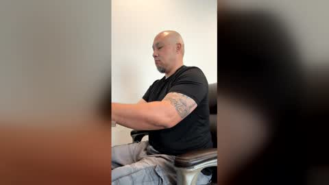 onetreehill1976 online show from 03-27-26, 05:56