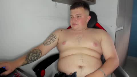 Andres INDEPENDENT MODEL online show from 05-01-26, 10:36